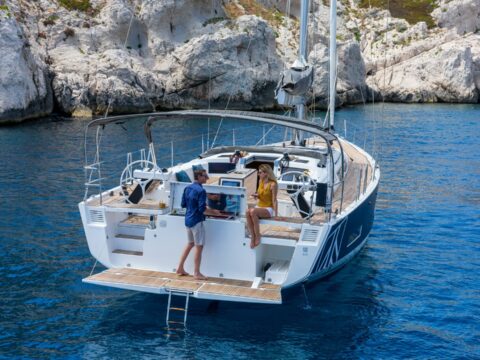 Dufour 530